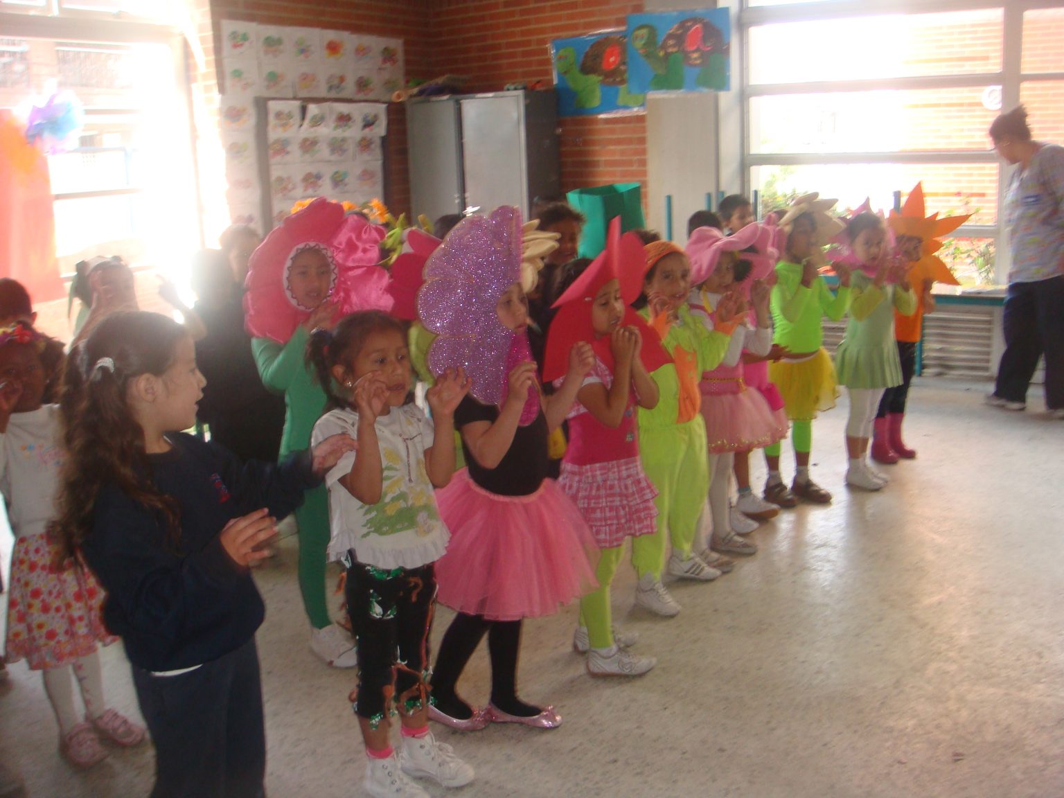 Promovemos programas de formación, capacitación y perfeccionamiento de personal docente y administrativo

Organizar y promover programas de formación, capacitación y perfeccionamiento de personal docente y administrativo, previa autorización y el cumplimiento de los requisitos establecidos por las correspondientes autoridades.